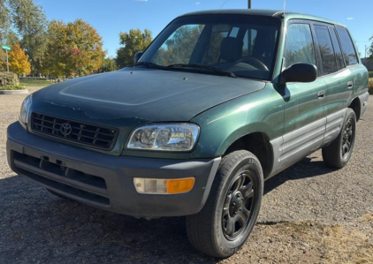 1999 TOYOTA RAV4 - 4X4!