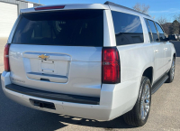 2017 CHEVROLET SUBURBAN - 4X4! - 7