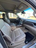 2017 CHEVROLET SUBURBAN - 4X4! - 18