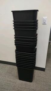 (20) 14&frac12;"x 10&frac12;"x 15&frac12;" (Black) Trash Cans