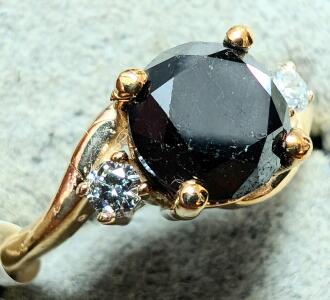 10K BLACK DIAMOND RING, Size 6.5