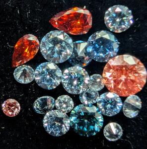 $600, LAB COLOR DIAMOND ASSORTED SIZE (APP 1ct), retail value $600