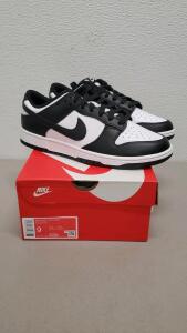 Nike Dunk Low Retro Size 9