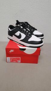 Nike Dunk Low Retro Size 8.5