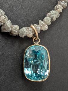 $1185, 10K(5.29g), BLUE ZIRCON (4ct), ROUGH DIAMOND BEAD (19ct)NECKLACE 19", appraised value $1185 CDN $870 USD
