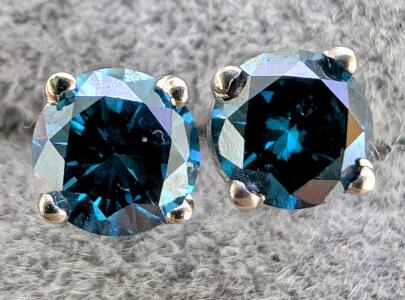 $1100, 14K, LAB BLUE DIAMOND EARRING, appraised value $1100