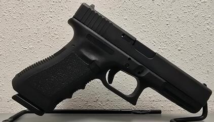 Glock 22 .40 S&W Semi-Automatic Pistol, Serial XHR503