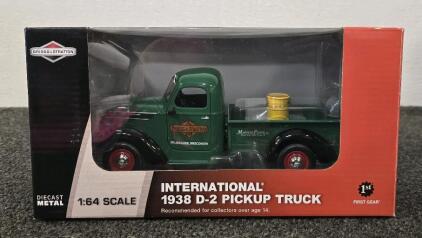 1938 D-2 International Pickup Truck- Die Cast 1:64 Scale 1st Gear Briggs & Stratton