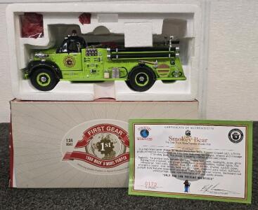 First Gear 1960 Mack B-Model Pumper Diecast- 1:34 Scale