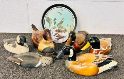 (6) Vintage Hand Carved Decorative Wooden Ducks, Collectible Plate and Metal Round Tray.