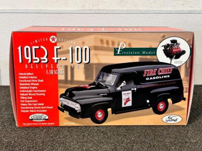 Texaco Limited Edition 1953 F-100 Delivery Van 1:18 Scale