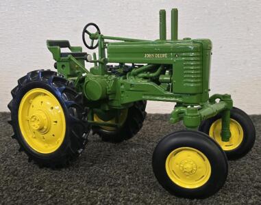 John Deere Model A Two-Cylinder Expo X 2000 Tractor, 1:16 Scale, Diecast Metal