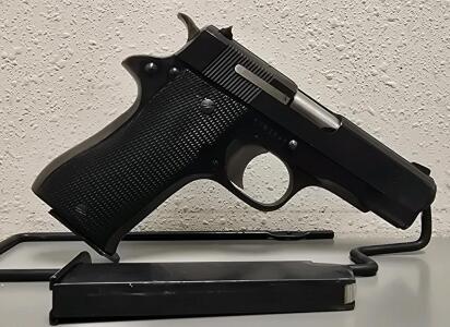 Star Model B 9mm Semi-Auto Pistol, Serial 1563791, Made in Spain