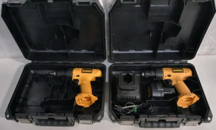 DeWalt DW926 3/8" Cordless Drll/Driver Kit W/ Charger And Case & DeWalt DW926 3/8" Cordless Drill/Driver
