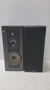 (2) Celestion 11 speakers.