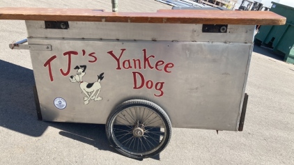 Model Hot Dog Stand