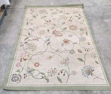 (1) 89 1/2" X 62" Floral Wool Rug