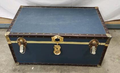 (1) Vintage Blue Foot Locker Trunk (82) Assorted Books