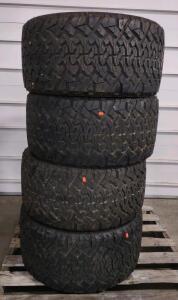 Like New-Set of (4) Terra Hunter X/T Radial Tubeless 33x14.50R26LT 1080 Tires