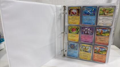 HUGE Binder Of 160+ Pok&eacute;mon Cards W/ Tons Of Halo&rsquo;s And Rare&rsquo;s