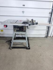 Delta 10" Contractor's Saw II Table Saw with SawGuide Fence System
