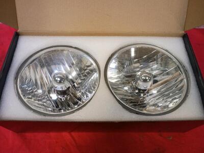 [2] Round 7" Halogen Sealed Beam Headlights For A 2007-2018 Jeep Wrangler