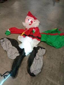 9 Foot Santa With His Gift Sack Inflatable Yard Decoration. Lights Work But NO INFLATION PUMP!!!