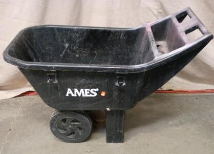 Ames Easy Roller Jr. 3 Cubic Feet Poly Garden Cart.