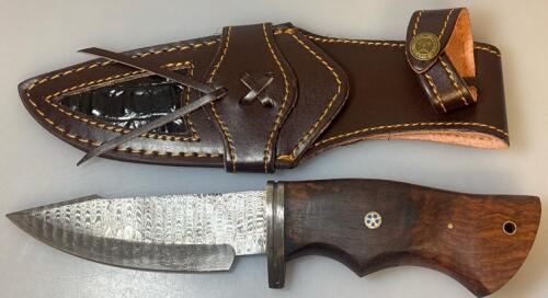 Damascus Steel Hunting Knife: Custom Wood Handle, Leather Sheath