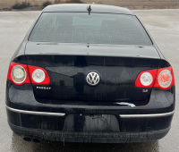 2006 VOLKSWAGEN PASSAT - NEW BATTERY - 3