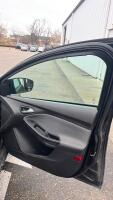 2013 FORD FOCUS - 106K MILES! - 14