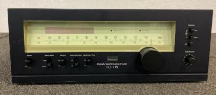 Sansui Digitally Quartz-Locked TU-719 AM/FM Stereo Tuner (Works)