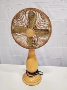 Lasko Table Fan, Wood-like Finish, 120V, 12-inch Blade Diameter, ETL Listed