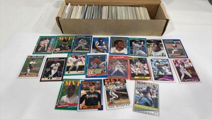 Assorted Baseball Cards Ranging From 1988-1990 Big Names Included