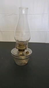 Stunning Vintage Oil Lamp