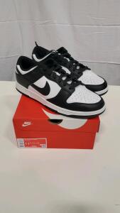Nike Dunk Low Retro Mens Size 11.5