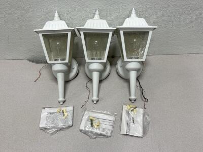 (3)White outdoor wall lantern light fixtures.