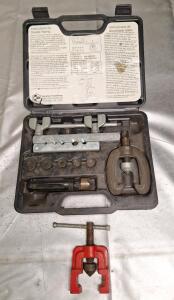 (1) K/D Toools Double Flairing Tool Kit W/Case & (1) Flairing Yoke Assy