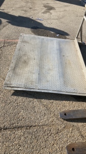 Aluminum walking ramp