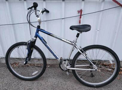 (Silver & Blue) 26" Scwinn Sierra Sport M2000 Bike