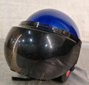 (1) Open Face Motorcycle Helmet W/ Face Shield, Small