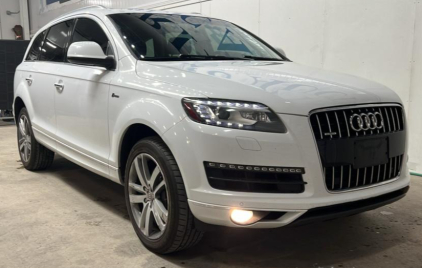 2015 AUDI Q7 - AWD - 119K MILES!