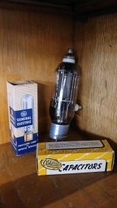 Cetron 8000 Vaccum Tube & General Electric Precision Lamp