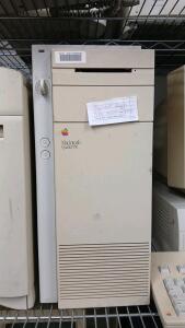 1990s Macintosh Quadra 950