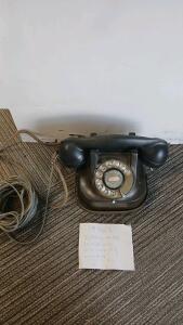 1930s Western Electric Model 302 Rotary Dial Telephone, Bakelite, Black