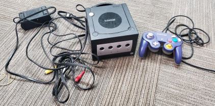 (1) Original Nintendo GameCube With Remote & (1) Nintendo Wii