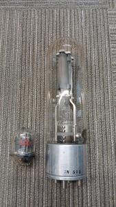 2N 515 Electron Tube, Vacuum Tube, Large Glass Envelope