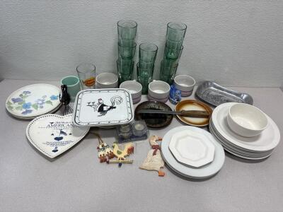Miscellaneous kitchenware