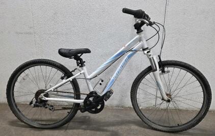 Specialized Hotrock 24" Girls' Bike, White