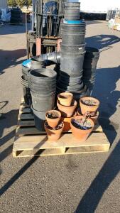 Pallet of Assorted Size Plastic Black Pots and Clay Pots